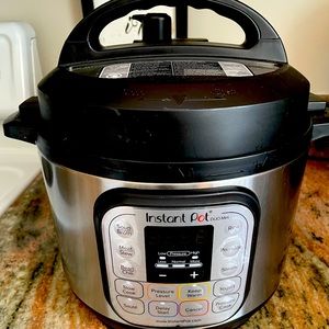 Instant pot Duo 7 in 1 Pressure Cooker